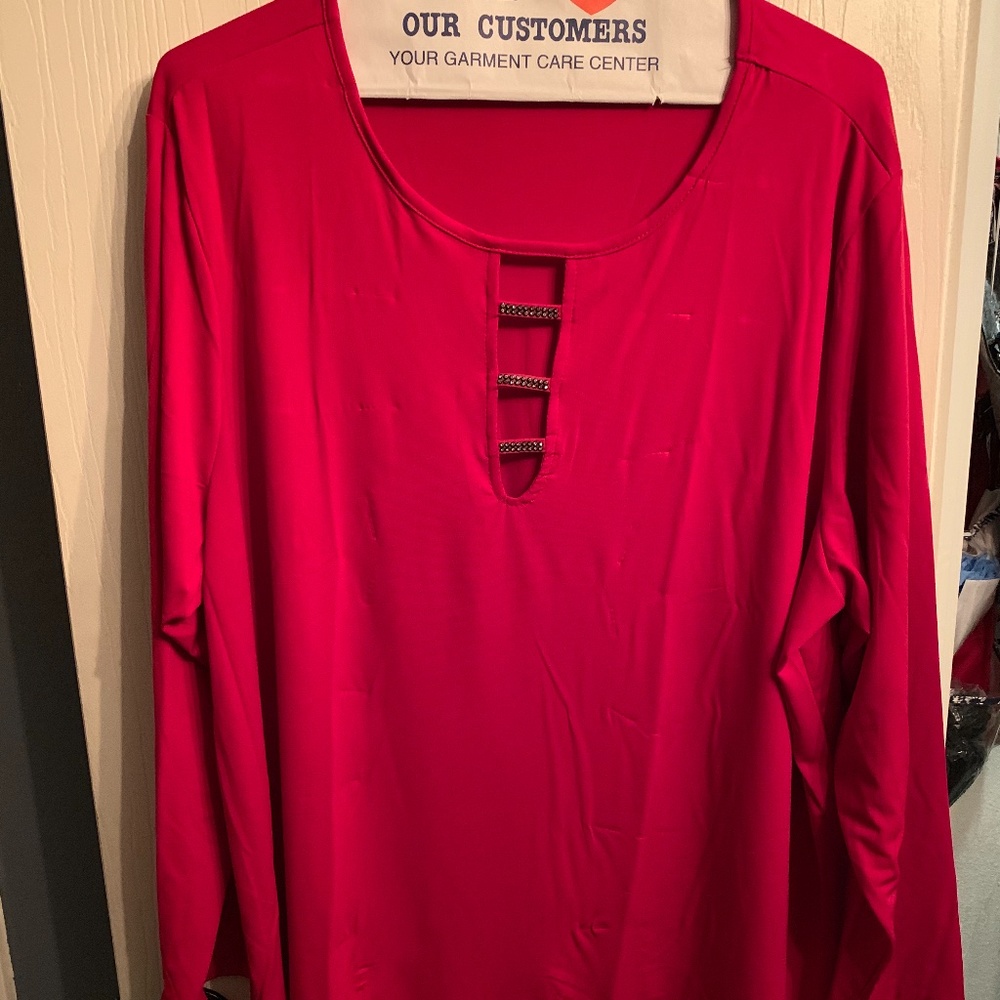 Tops/dresses/skirts